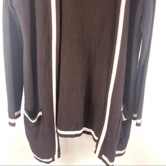 TORRID Open Cardigan Black with White Trim Knit Long Line Women's Size 2 (2X) - Picture 3 of 10